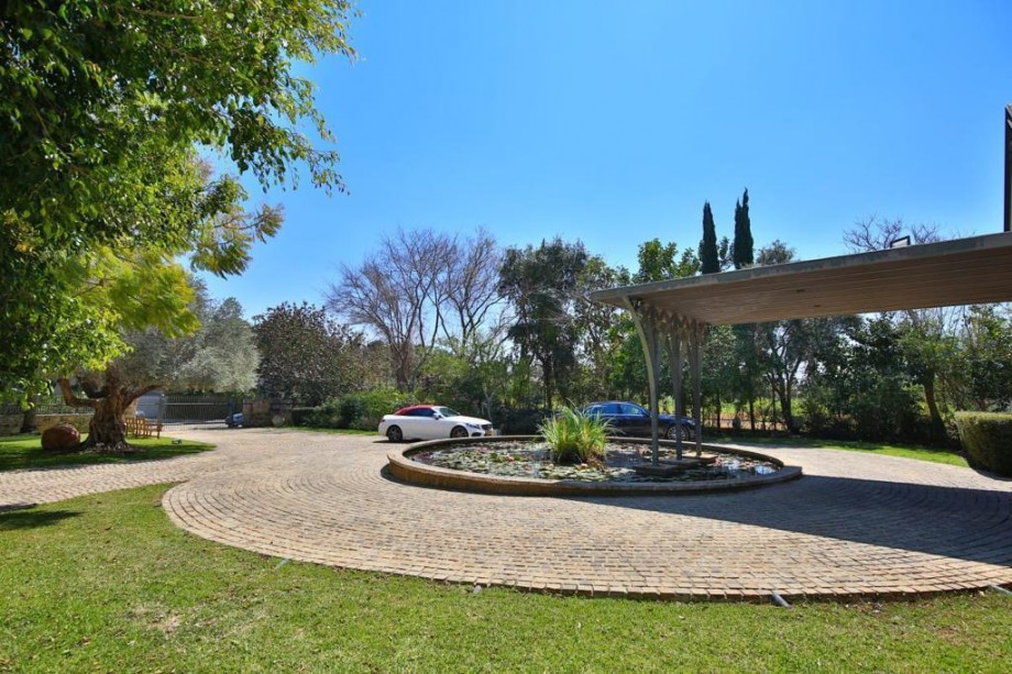 img-gallery