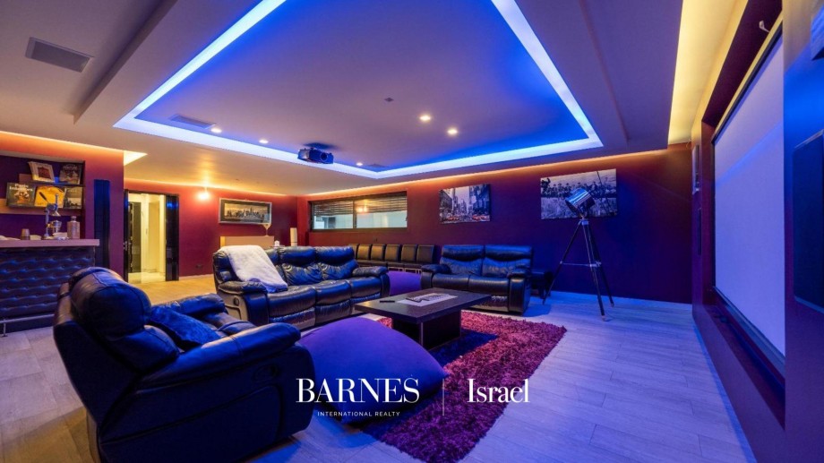 img-gallery