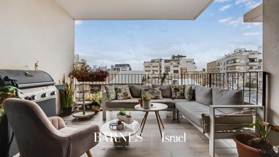 למכירה | דירת 4 חדרים עם מרפסת – פלורנטין