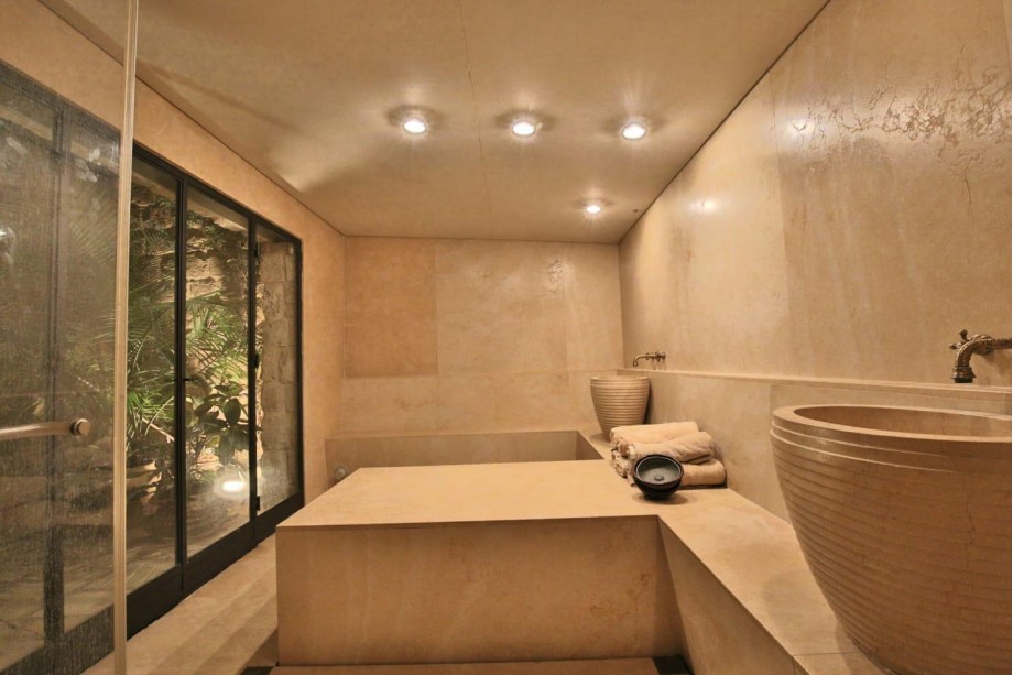 img-gallery
