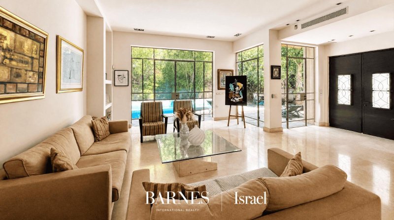 Architect-Designed Cottage in... - picture 3
