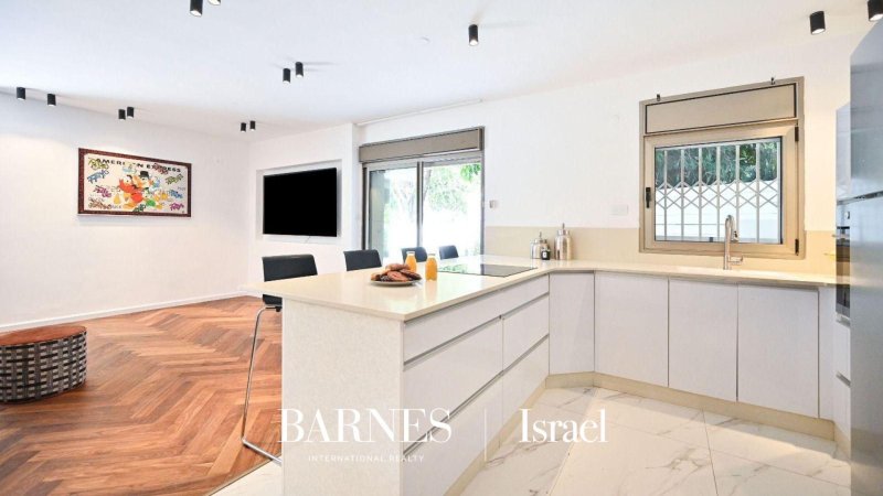 Garden apartment Tel Aviv-Yafo - picture 5