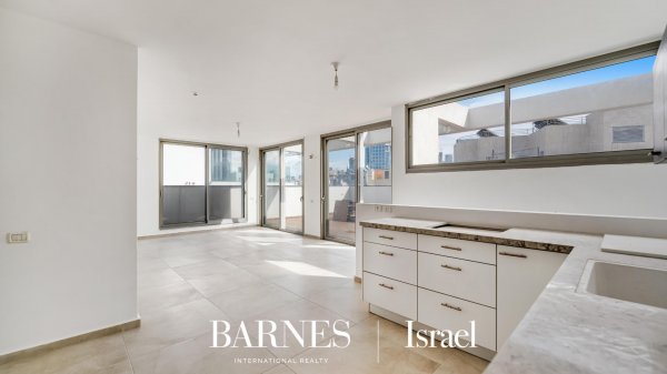 דִירָה Tel Aviv-Yafo - picture 3