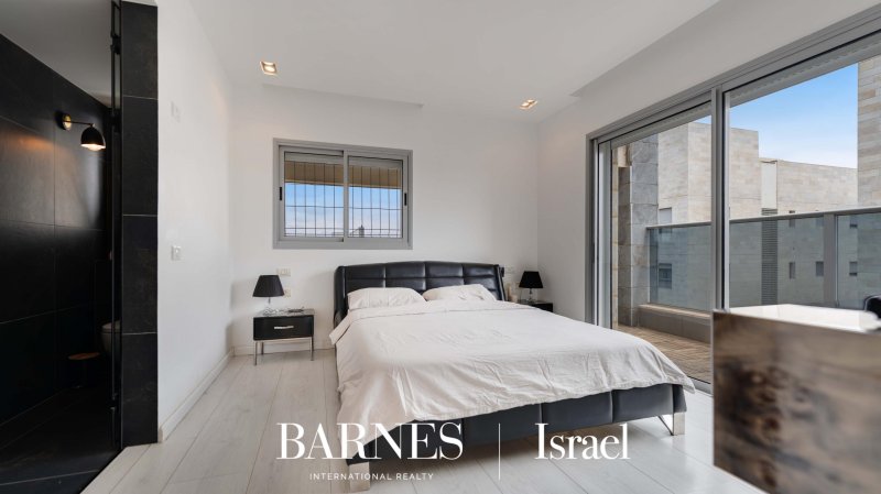 For Sale - In the heart of... - picture 5