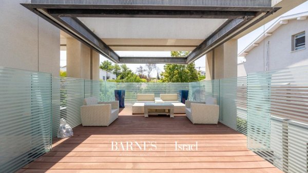 Luxurious Villa in Ra'anana - picture 5