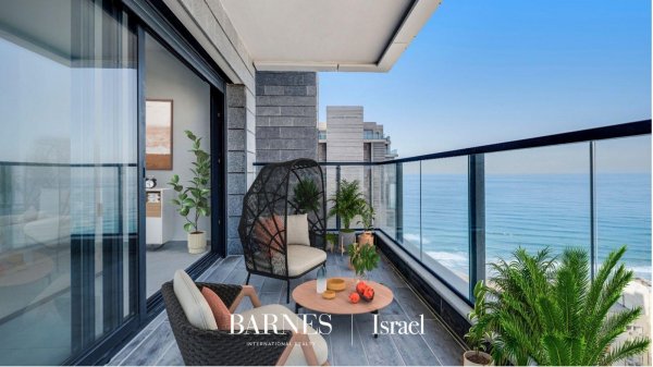 Apartment Bat Yam - picture 1