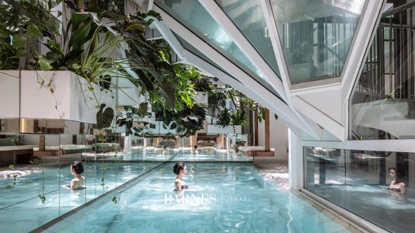 Superb new townhouse in Neve... - picture 2