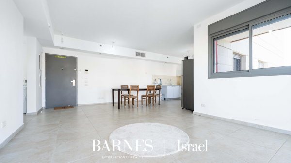 Ahashmonaim 11, Netanya - picture 2