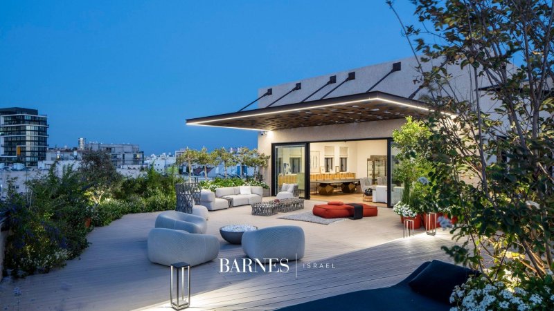 Rooftop villa in Tel Aviv - picture 2