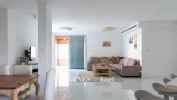 Renovated 5-Room Apartment in Sea & Sun Tower - picture 8 title=